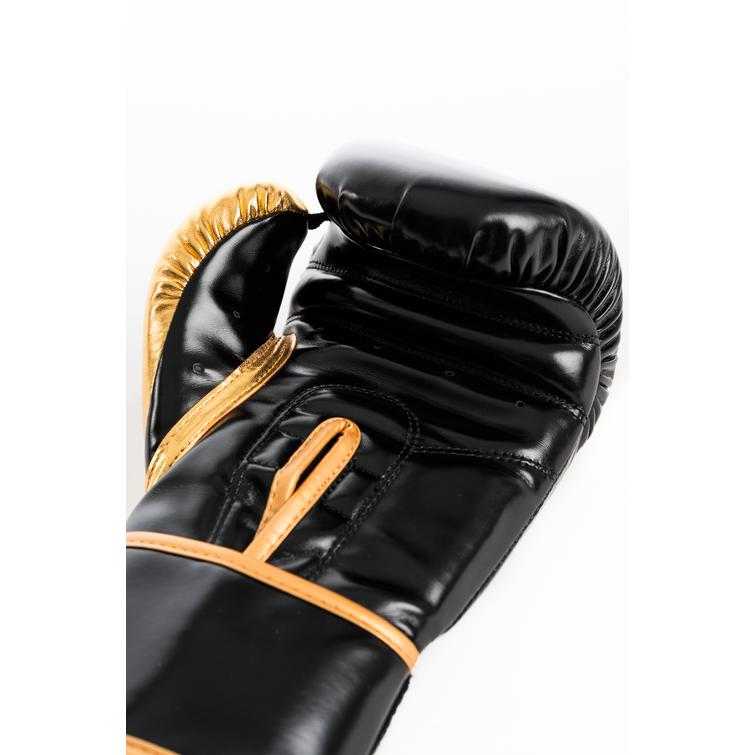 Nuorten nyrkkeilyhanska